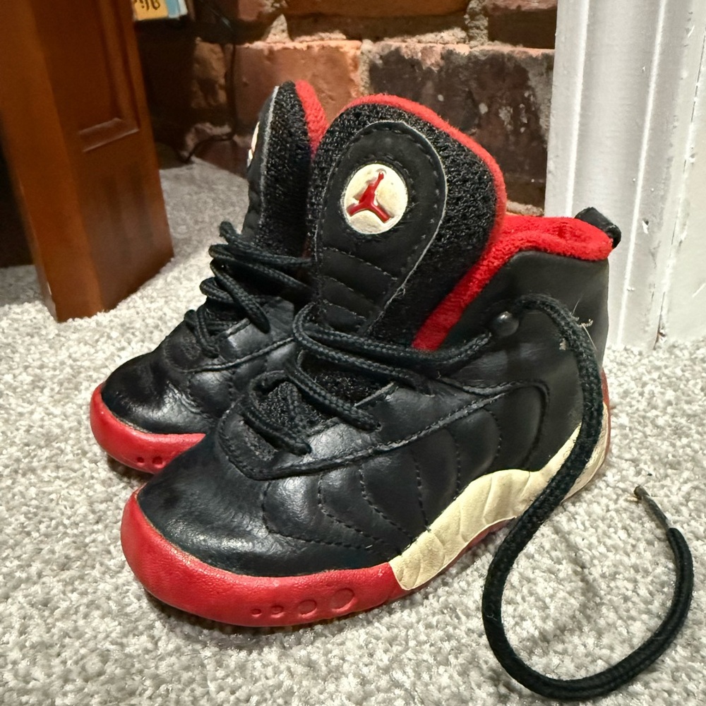 Kids Black‎ and Red Sneakers